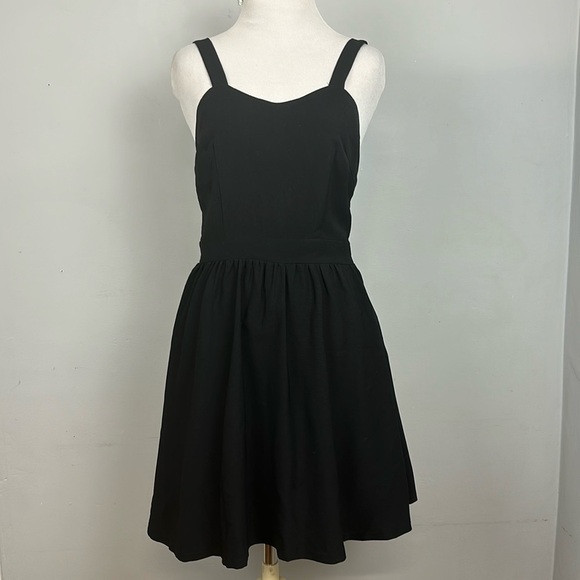 Tea & Cup Coquette Open Back Bow Mini Dress Sz M - Picture 3 of 14